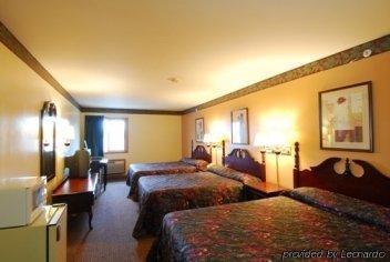 Executive Inn And Suites Уокиган Стая снимка